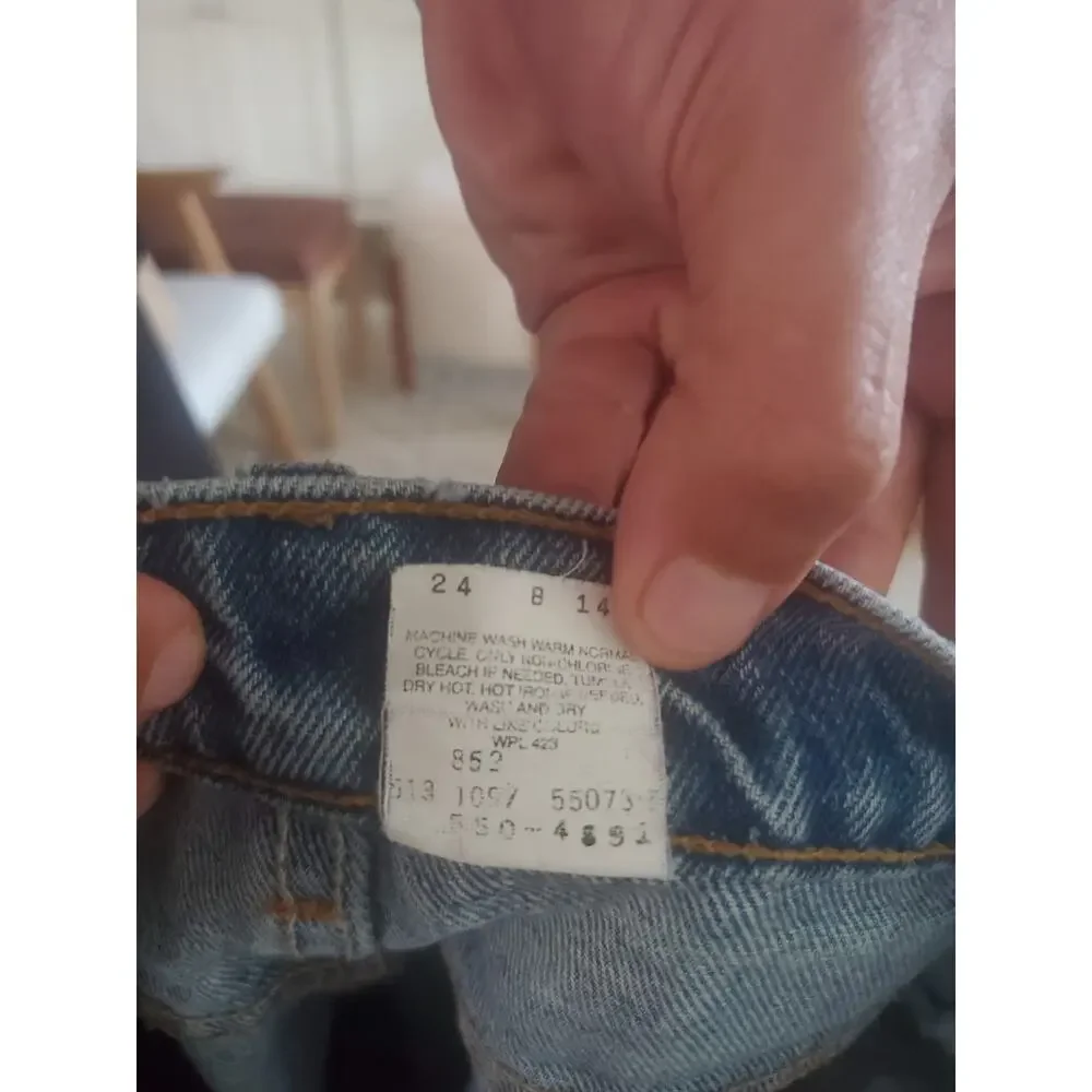 Vintage Levi's 550 Men's Relaxed Fit Jeans Size 34x36